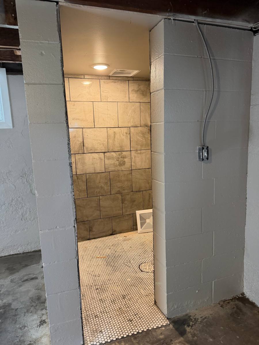 Apartment for rent at 616 S Eddy St, Grand Island, NE 68801