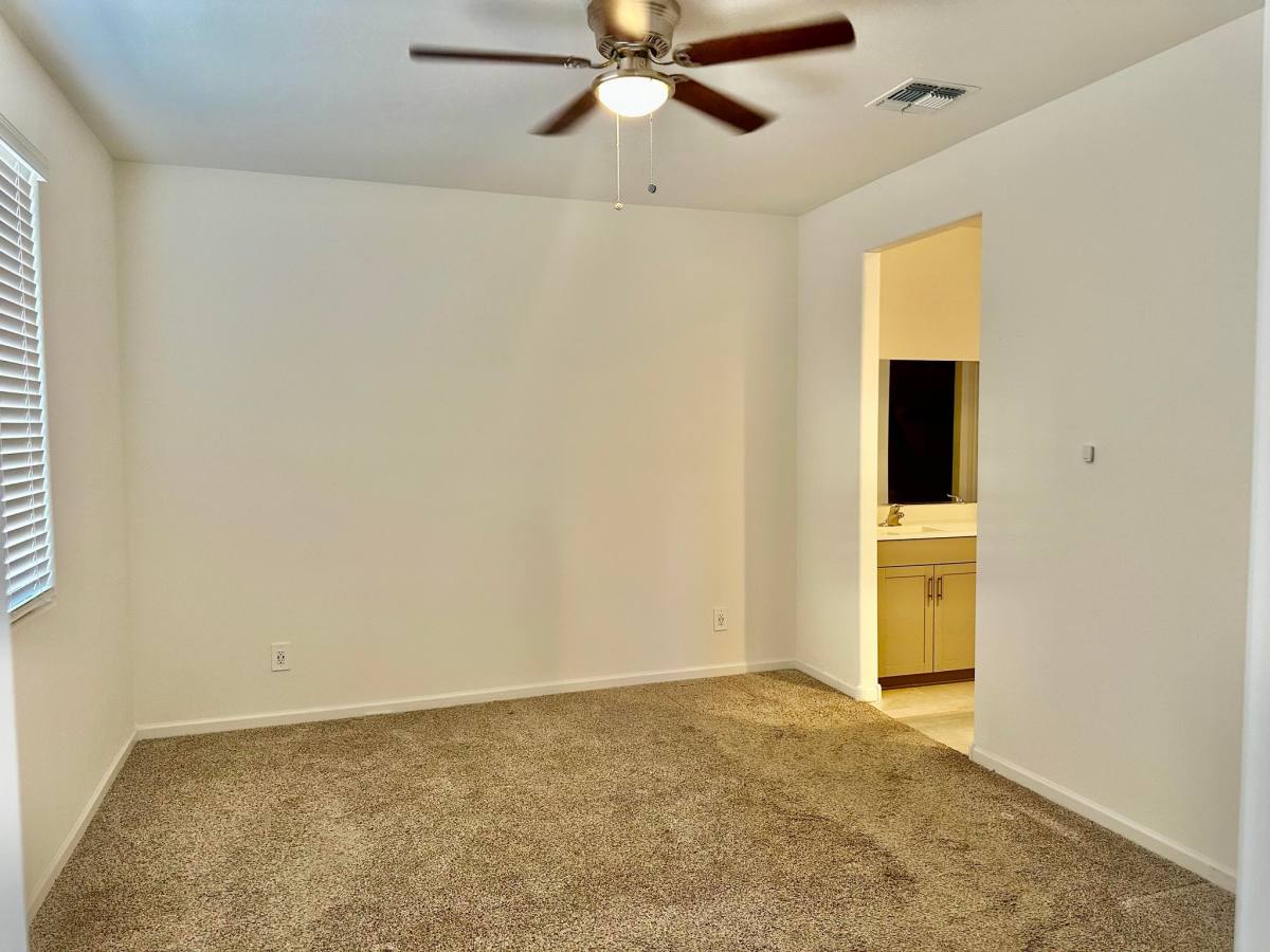 House for rent at 9911 N Summerstone Ave, Tucson, AZ 85743