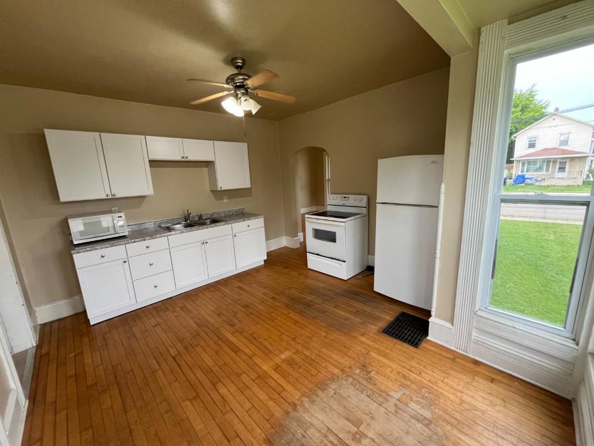 Apartment for rent at 804 S Memorial Dr 802, Appleton, WI 54911