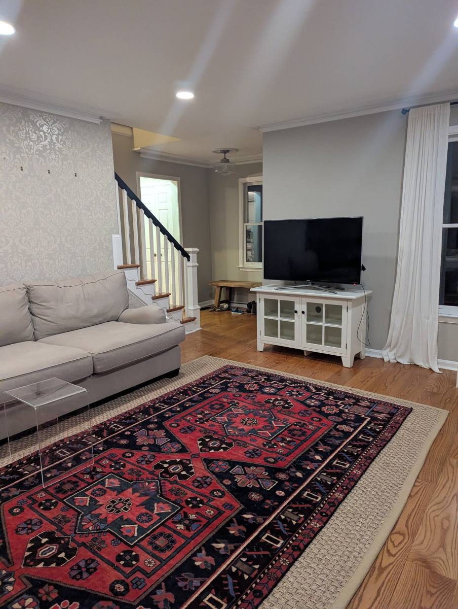 House for rent at 334 Loudoun St SW, Leesburg, VA 20175