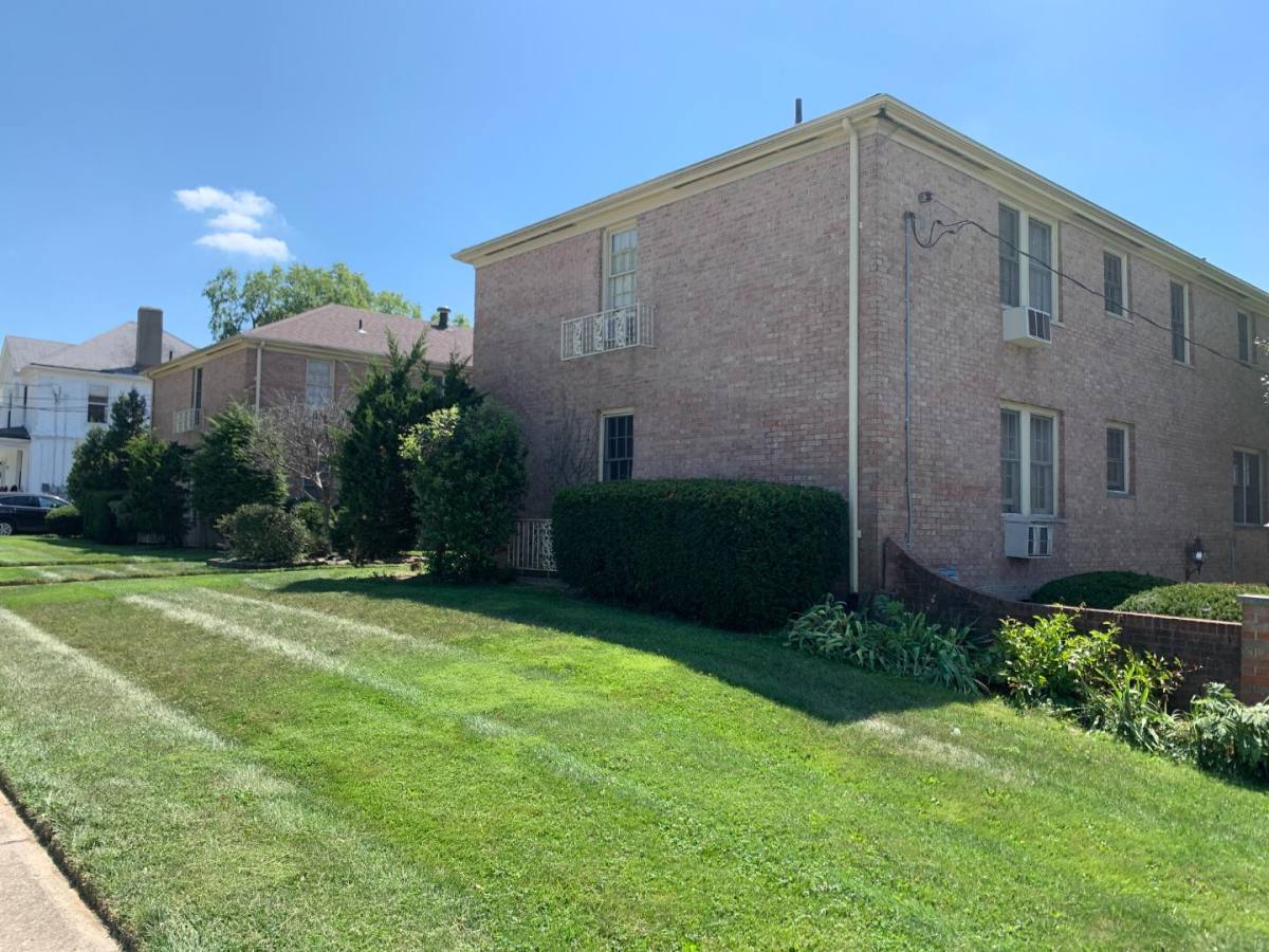 Apartment for rent at 325 W High St #14, Oxford, OH 45056