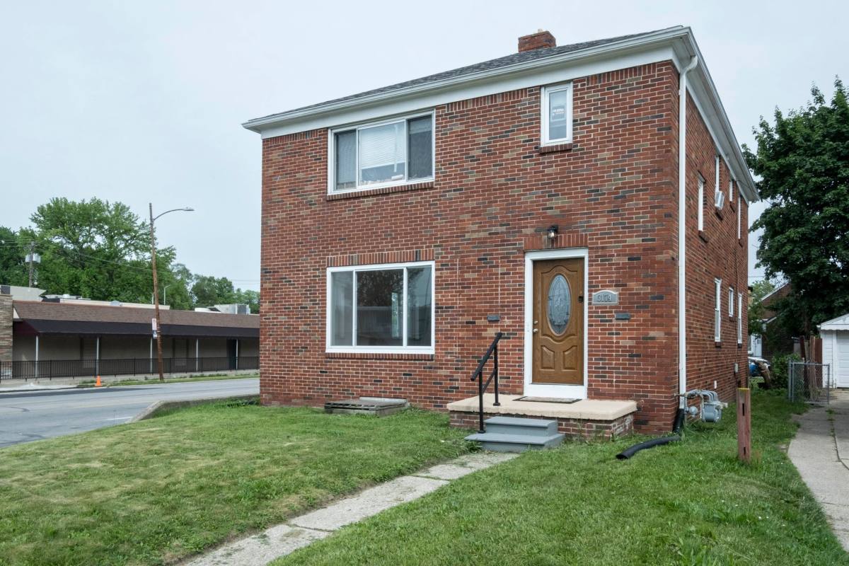 Apartment for rent at 3174 Sherbrooke Rd, Toledo, OH 43606