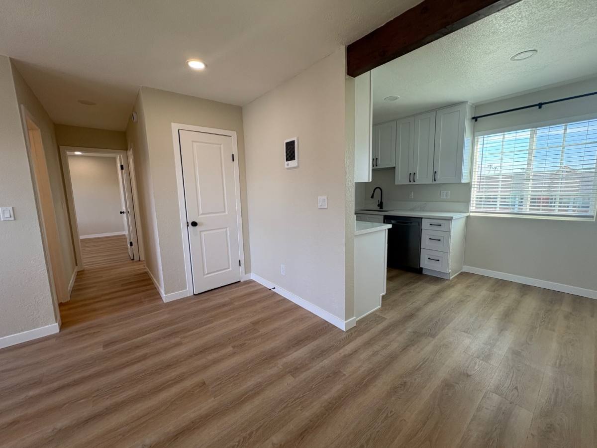 Apartment for rent at 328 S Weitzel St 28, Oceanside, CA 92054