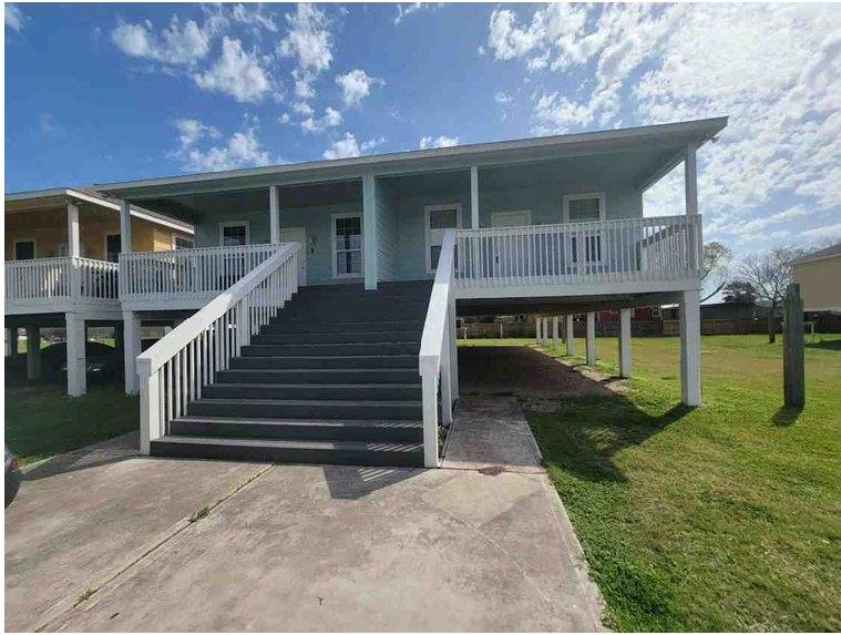 House for rent at 535 12th St, Dickinson, TX 77539