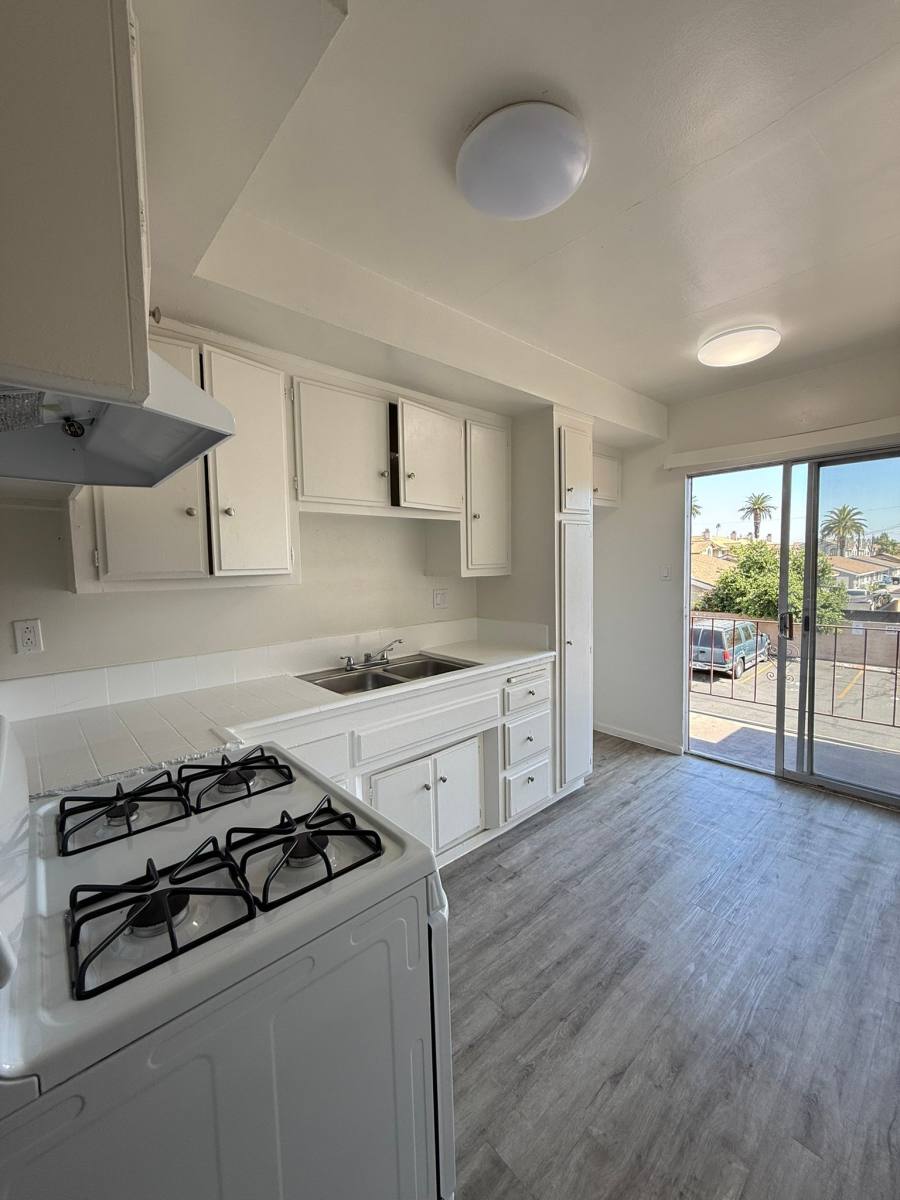 Apartment for rent at 14026 Paramount Blvd #11, Paramount, CA 90723