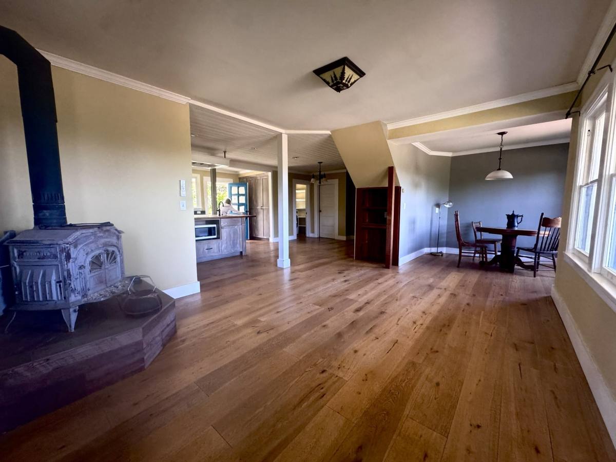 House for rent at 912 Grandview Rd, Sebastopol, CA 95472