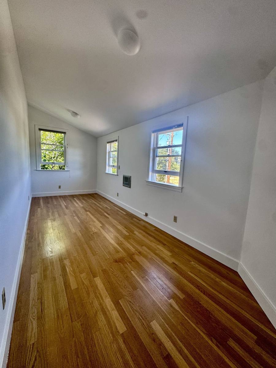 House for rent at 912 Grandview Rd, Sebastopol, CA 95472