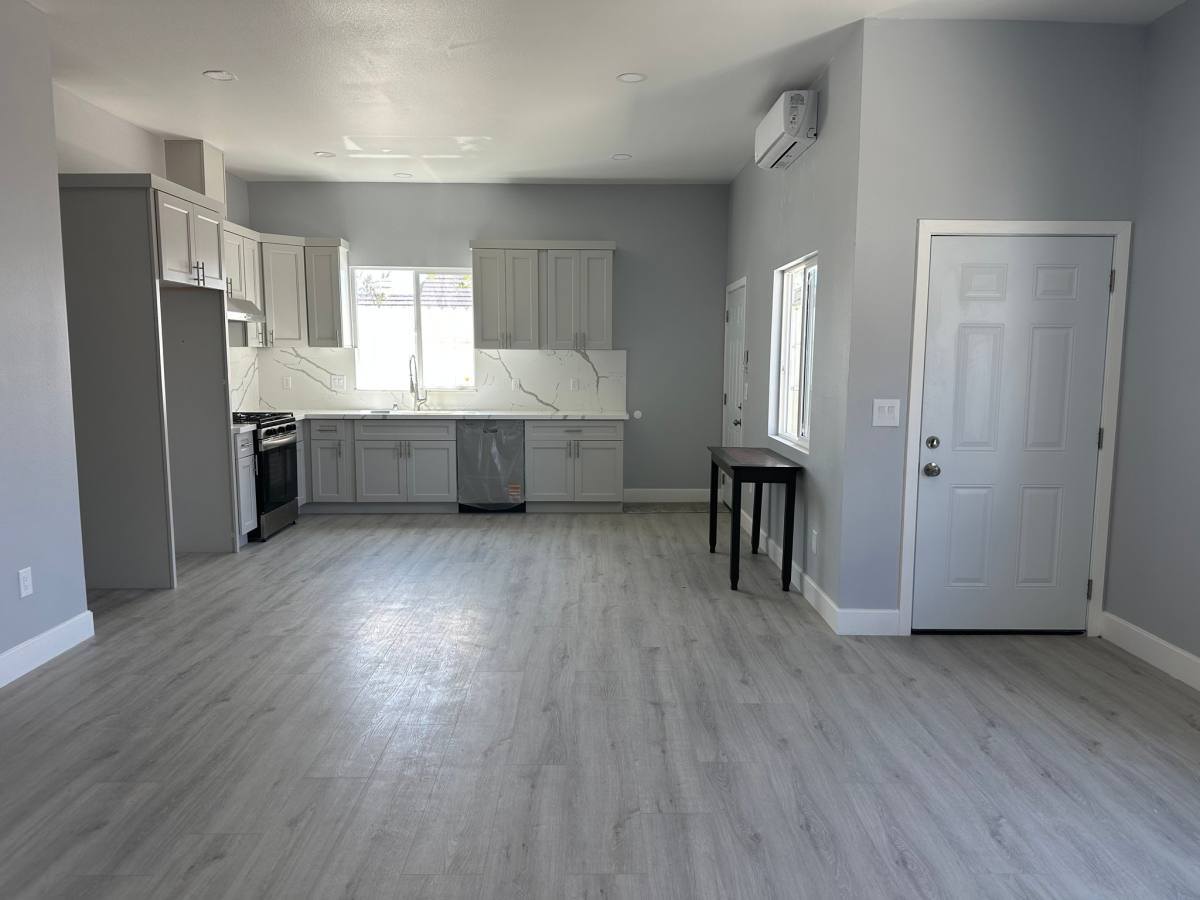 House for rent at 13482 Sioux Rd, Westminster, CA 92683