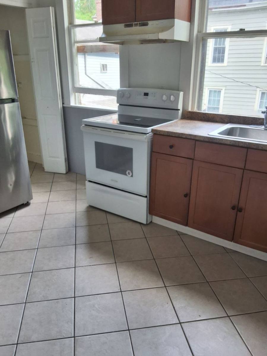 Apartment for rent at 98 Academy St #2, Poughkeepsie, NY 12601