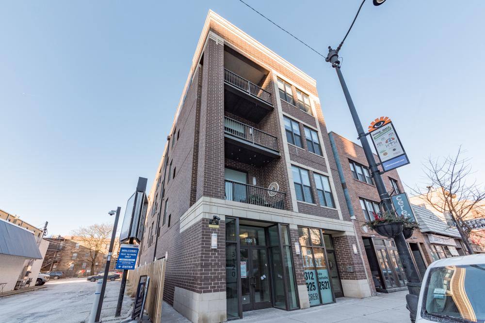 Apartment for rent at 3122 N Broadway, Chicago, IL 60657