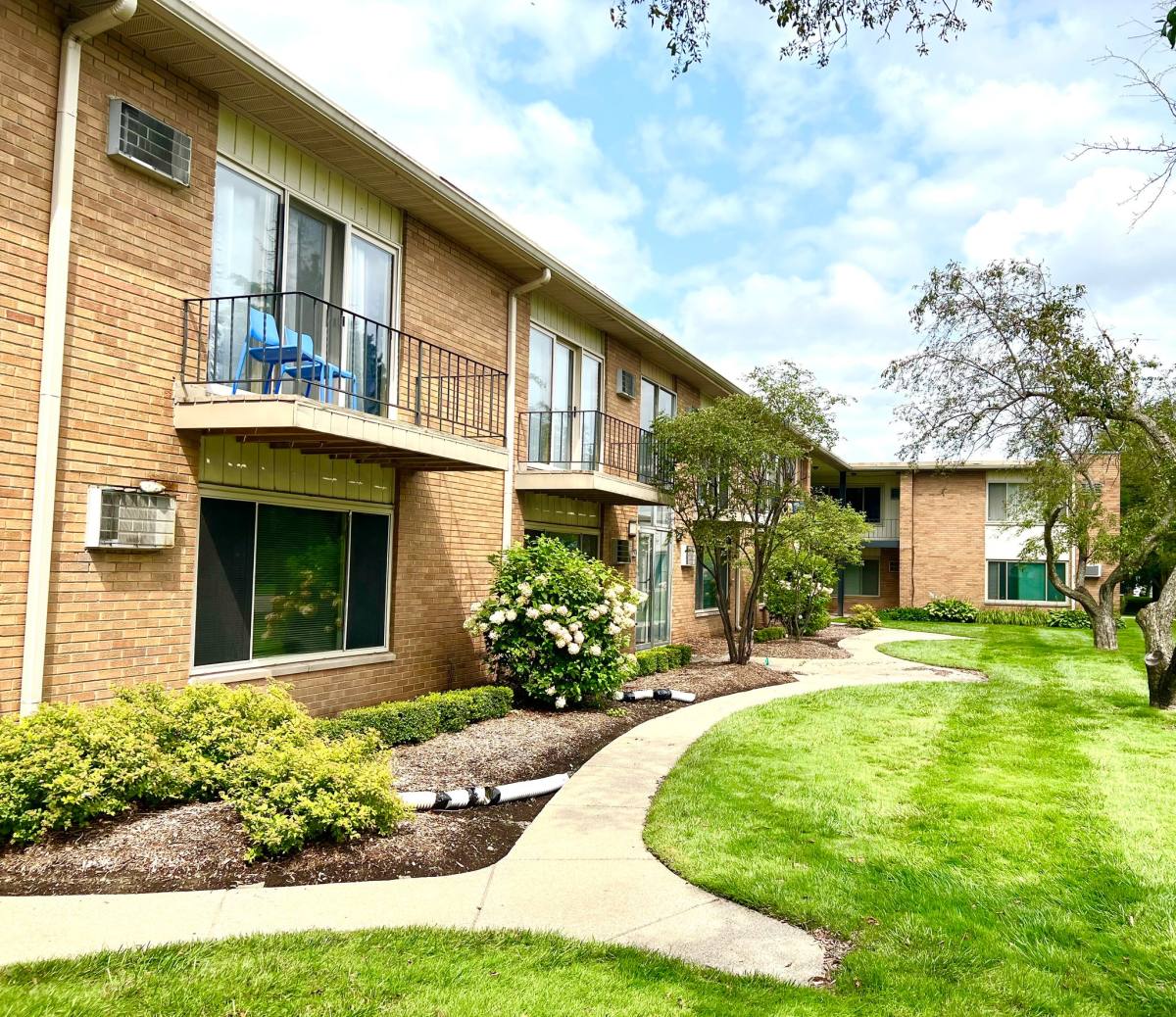 Condo for rent at 2859 E Maple Rd #15, Birmingham, MI 48009