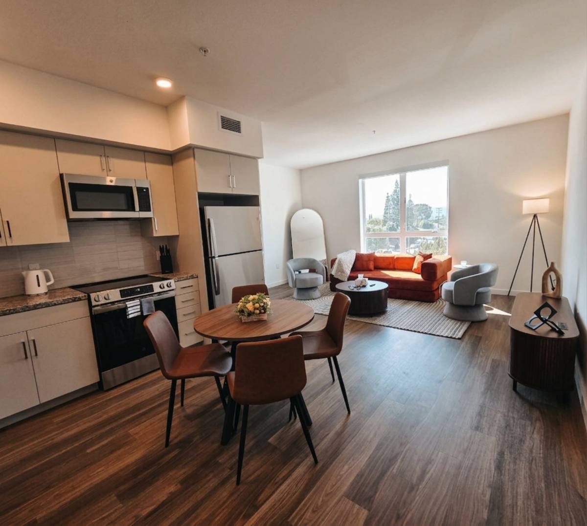 Apartment for rent at 18900 Parthenia St #112, Northridge, CA 91324