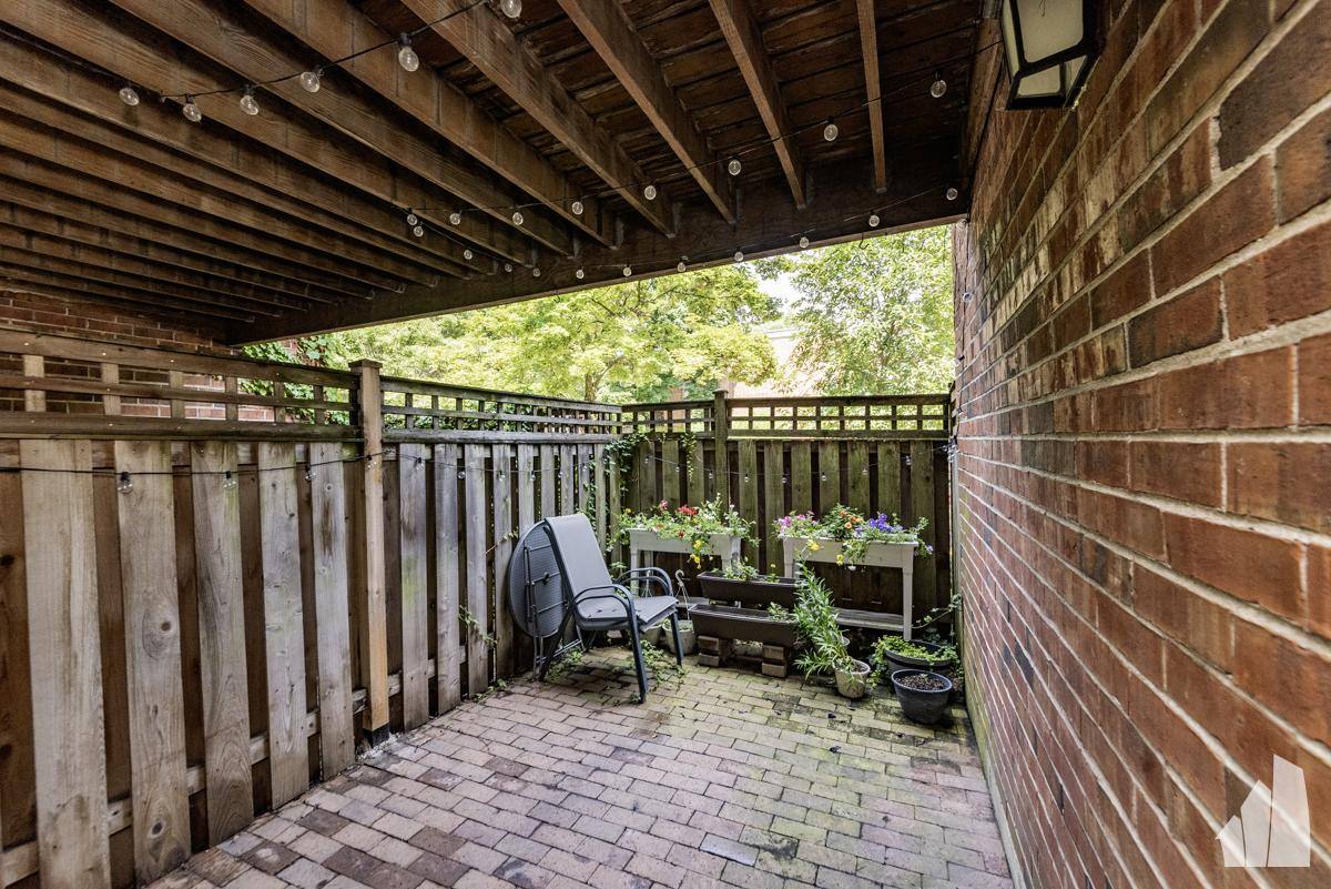 Condo for rent at 2036 N Larrabee St, Chicago, IL 60614