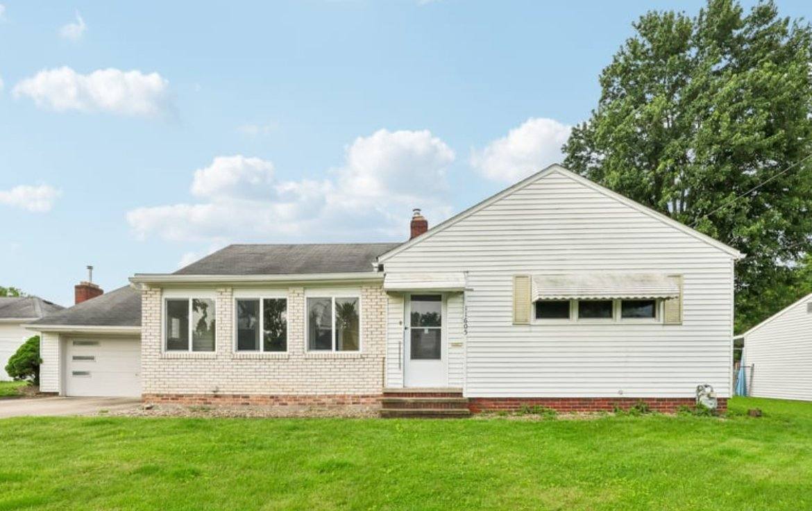 House for rent at 3219 W 54th St, Cleveland, OH 44102