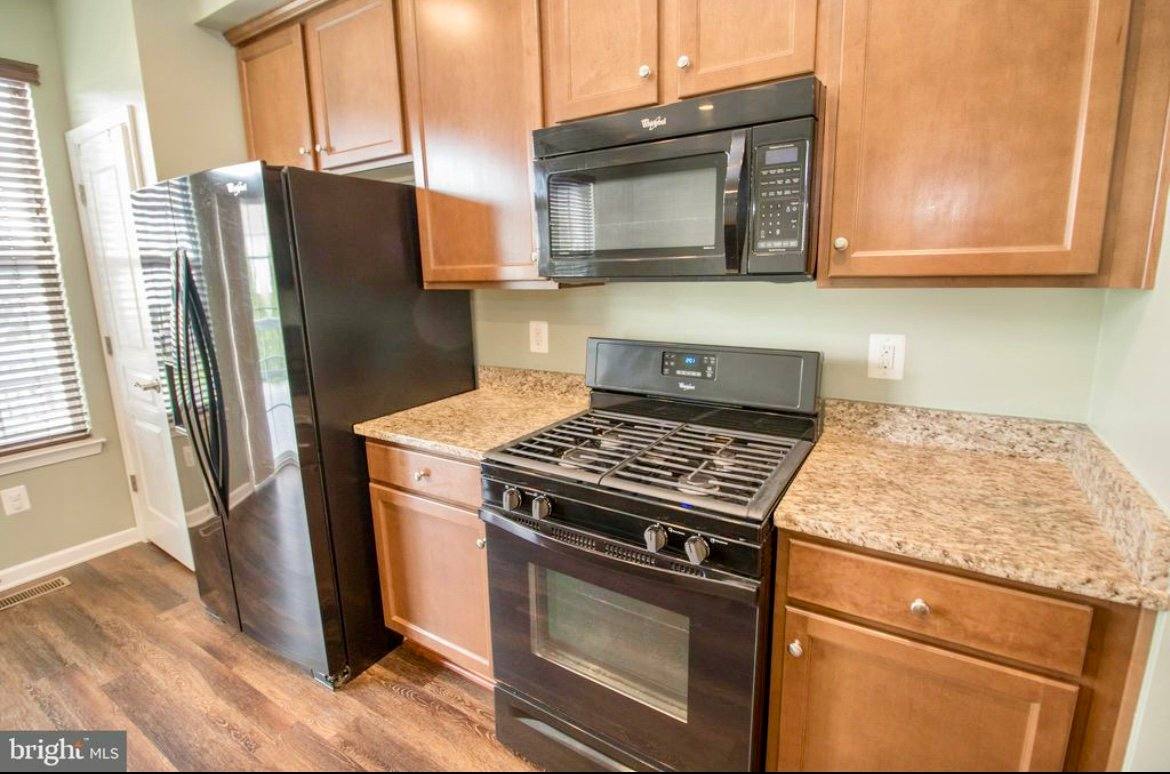 Townhouse for rent at 23141 Foxglove Way, California, MD 20619