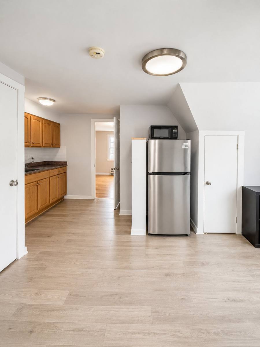Apartment for rent at 77 Mercer St #2, Wallington, NJ 07057