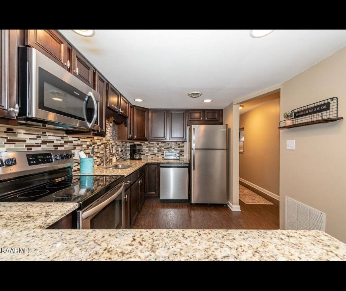 Condo for rent at 304 Olympia Dr, Maryville, TN 37804