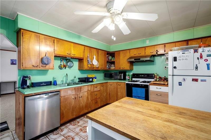 Townhouse for rent at 3211 Joe Hammer Square, Pittsburgh, PA 15213