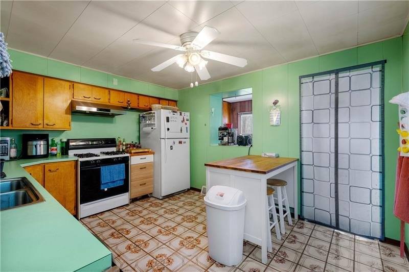 Townhouse for rent at 3211 Joe Hammer Square, Pittsburgh, PA 15213