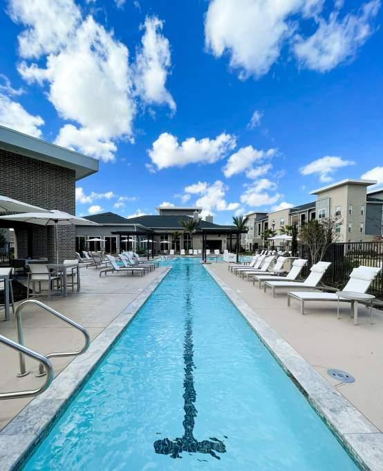 Apartment for rent at 2500 Greenhouse Rd, Houston, TX 77084
