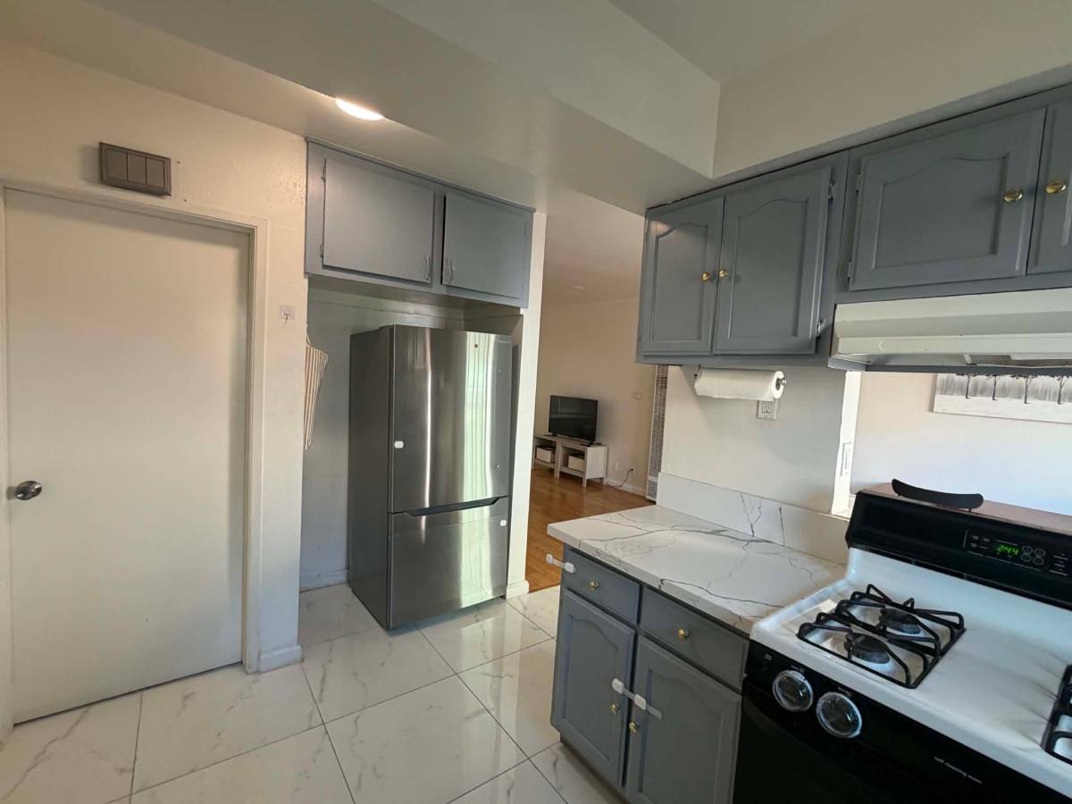 House for rent at 10760 Woodbine St #1, Los Angeles, CA 90034