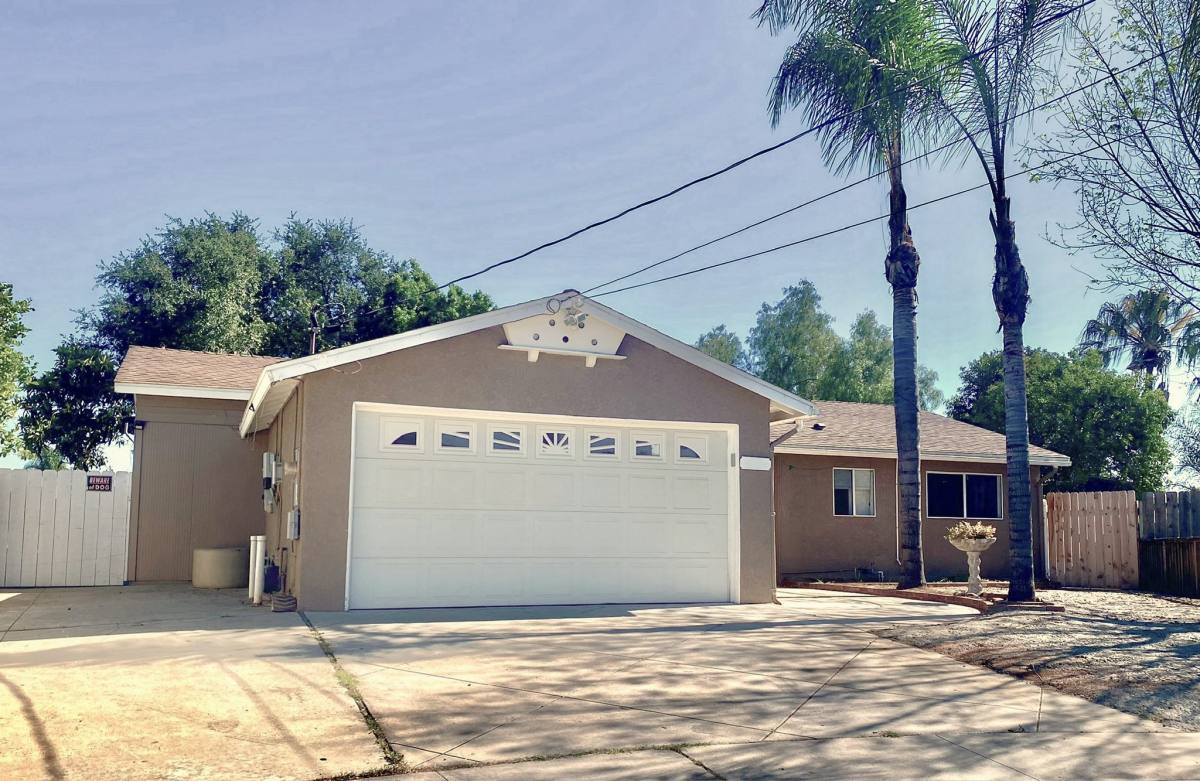 House for rent at 329 Alder Place, Escondido, CA 92026