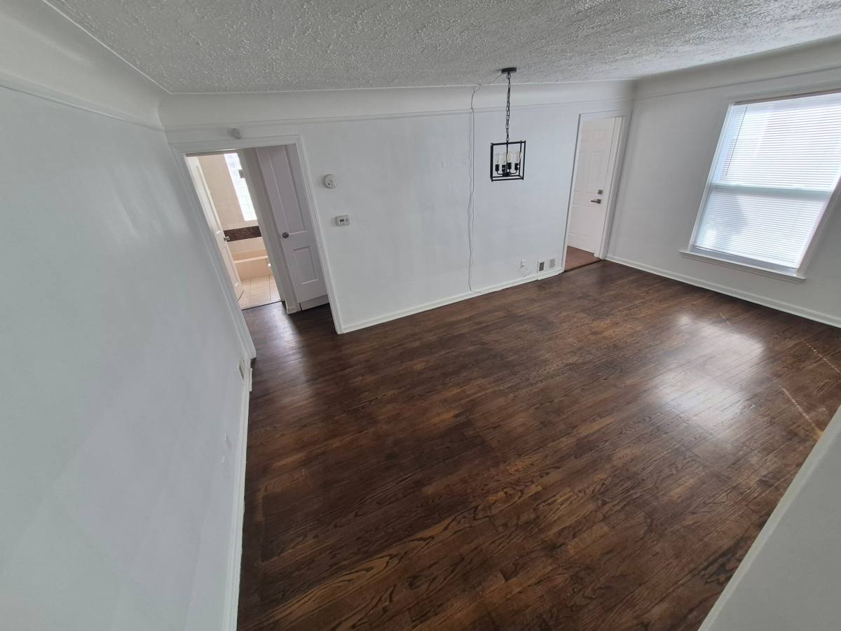 House for rent at 2038 Copeman Blvd, Flint, MI 48504
