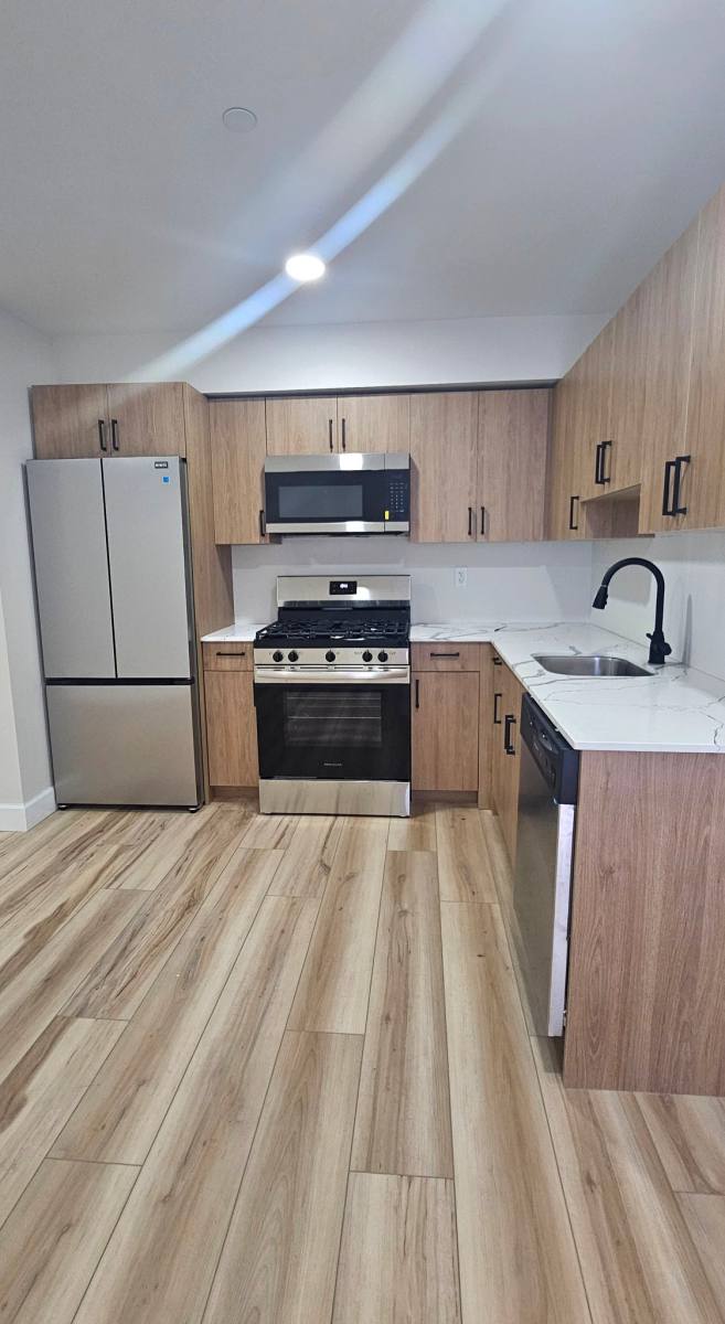 Apartment for rent at 42 Warner St #B3, Hamden, CT 06514