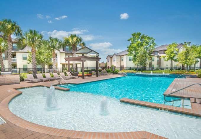 Apartment for rent at 7404 Town Center Blvd, Rosenberg, TX 77471