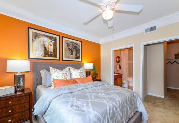 Apartment for rent at 11666 Gulf Pointe Dr, Houston, TX 77089