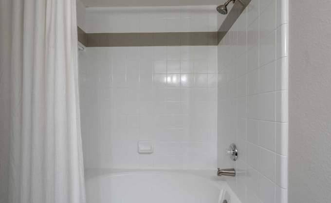 Apartment for rent at 10502 Fountain Lake Dr, Stafford, TX 77477