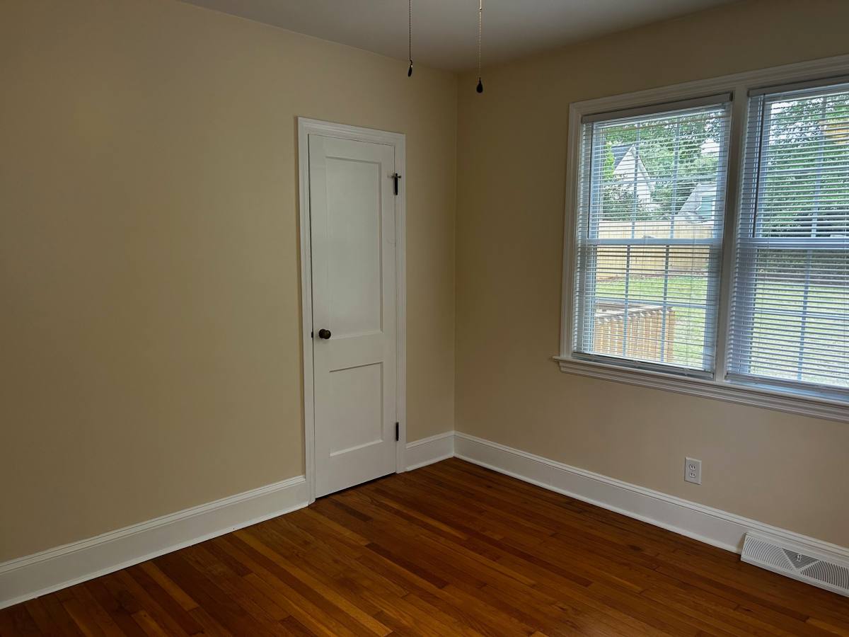 House for rent at 423 E Radiance Dr, Greensboro, NC 27403
