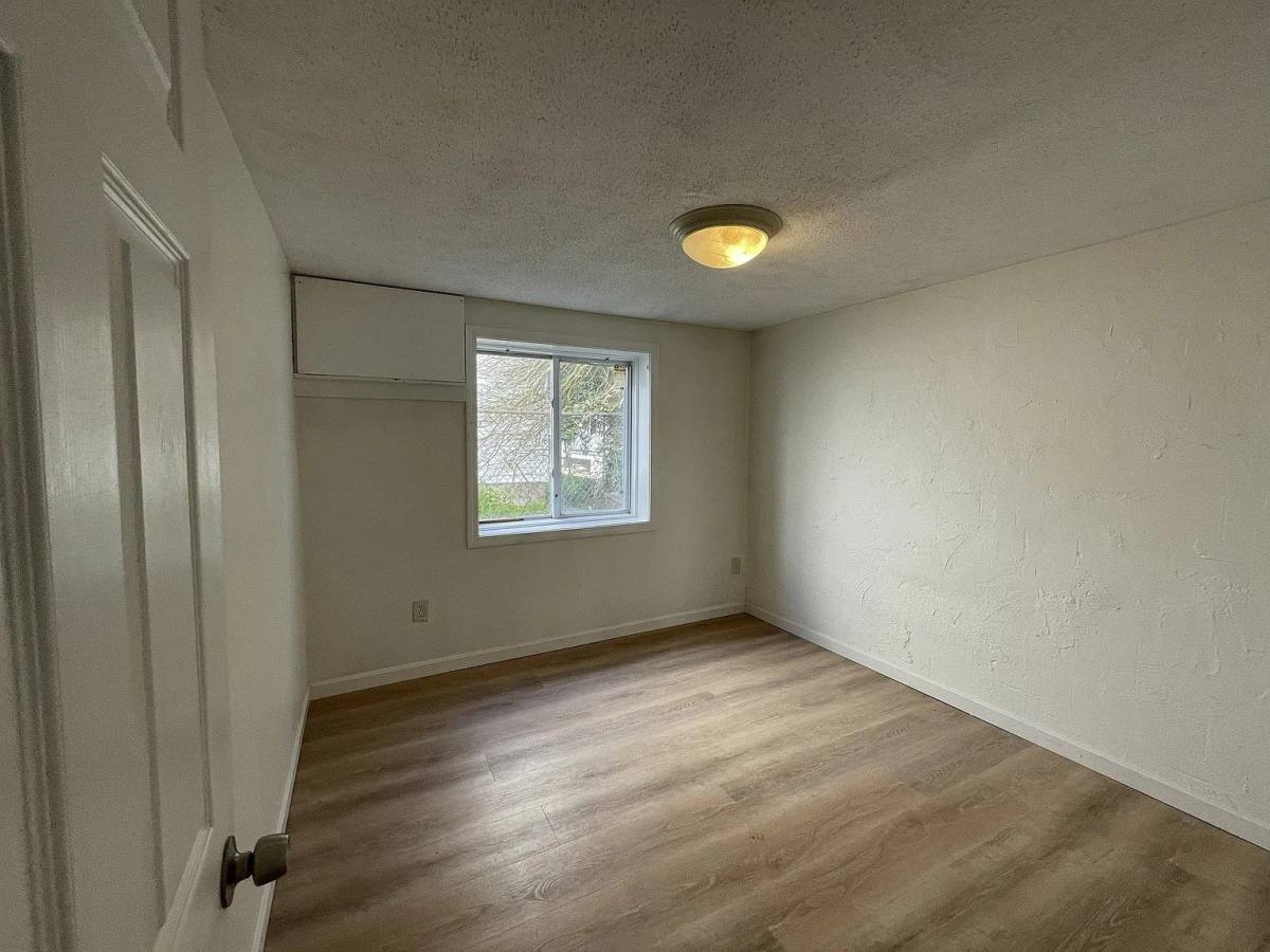 Apartment for rent at 190 Ashworth Ave #1B, Hampton, NH 03842
