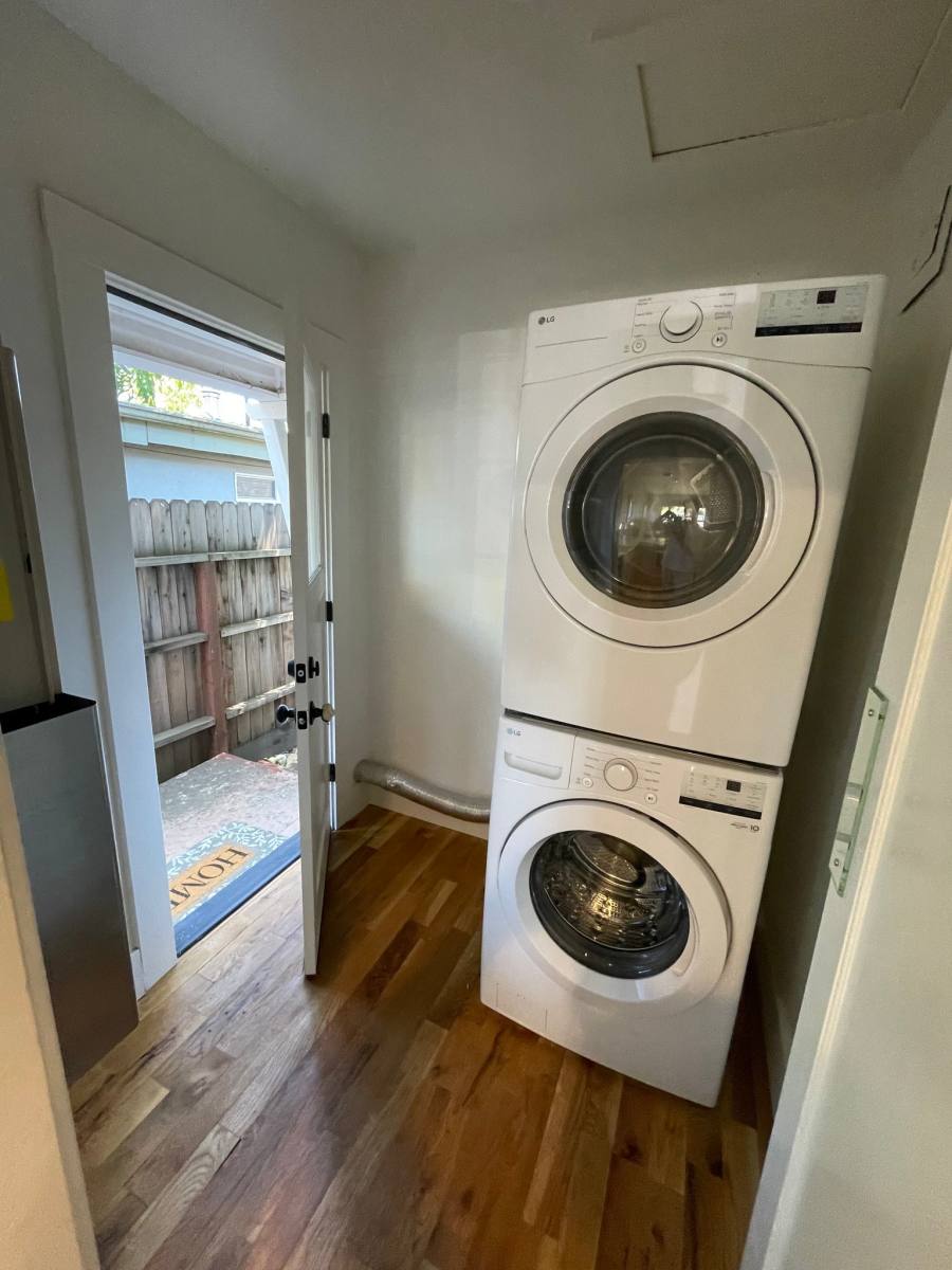 House for rent at 425 41st St, Sacramento, CA 95819