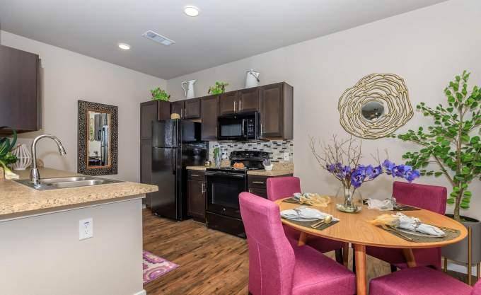 Apartment for rent at 2086 Porter Rd, Conroe, TX 77301