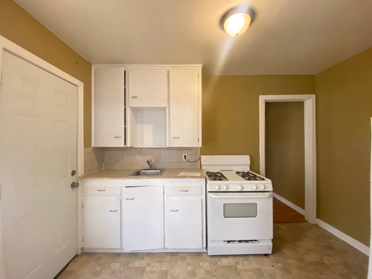 House for rent at 114 SE 40th St, Oklahoma City, OK 73129