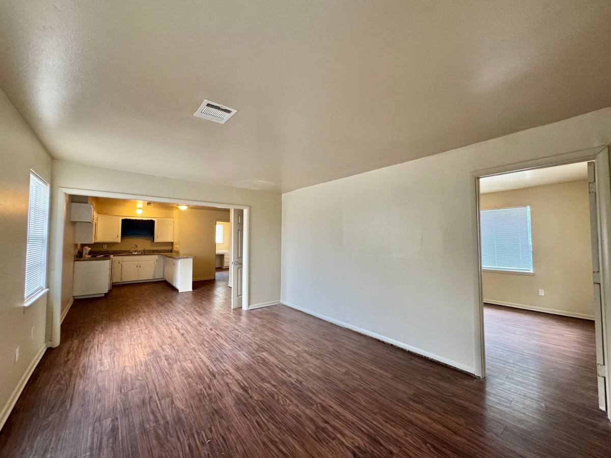 Apartment for rent at 444 1 2 Babb Dr, Oklahoma City, OK 73110