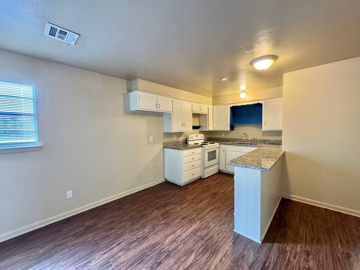 Apartment for rent at 444 1 2 Babb Dr, Oklahoma City, OK 73110