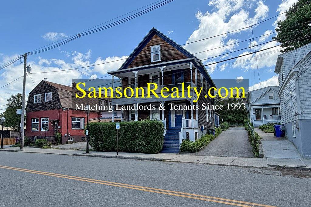 Apartment for rent at 410 Thames St #2, Bristol, RI 02809