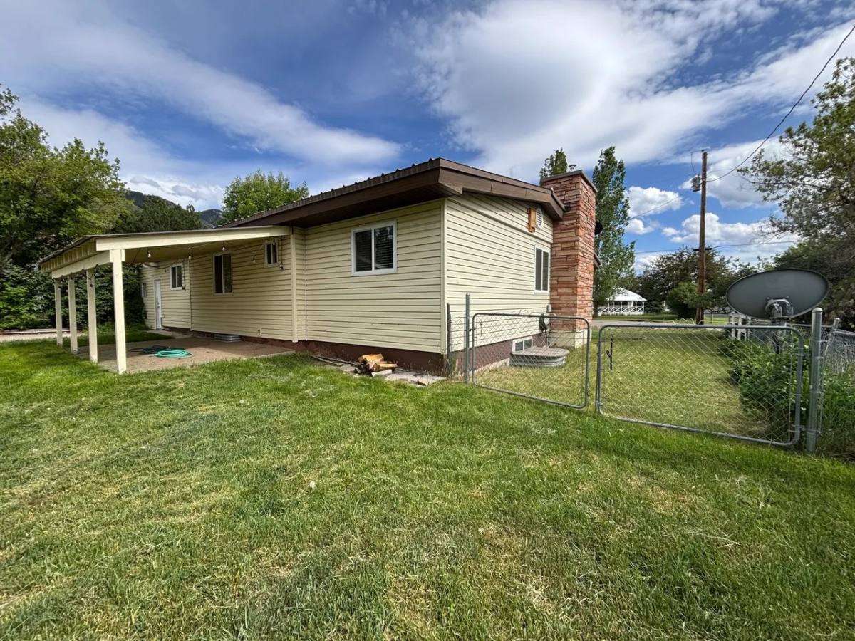 House for rent at 239 E 6th Ave, Afton, WY 83110