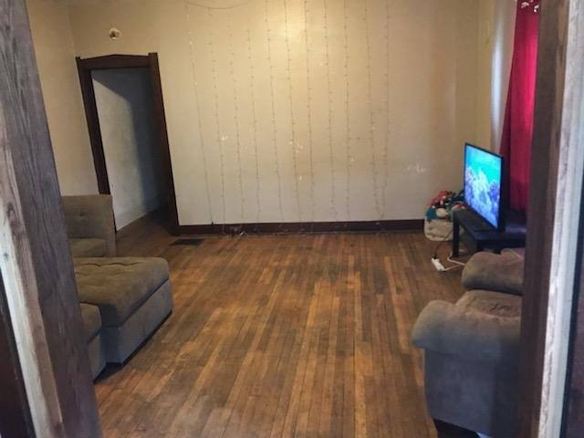 Apartment for rent at 813 Wilson Ave #1, Columbus, OH 43206