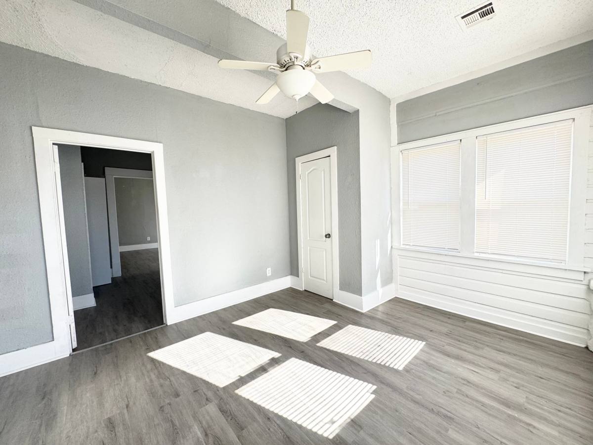 Apartment for rent at 1119 NW 9th St #A, Oklahoma City, OK 73106