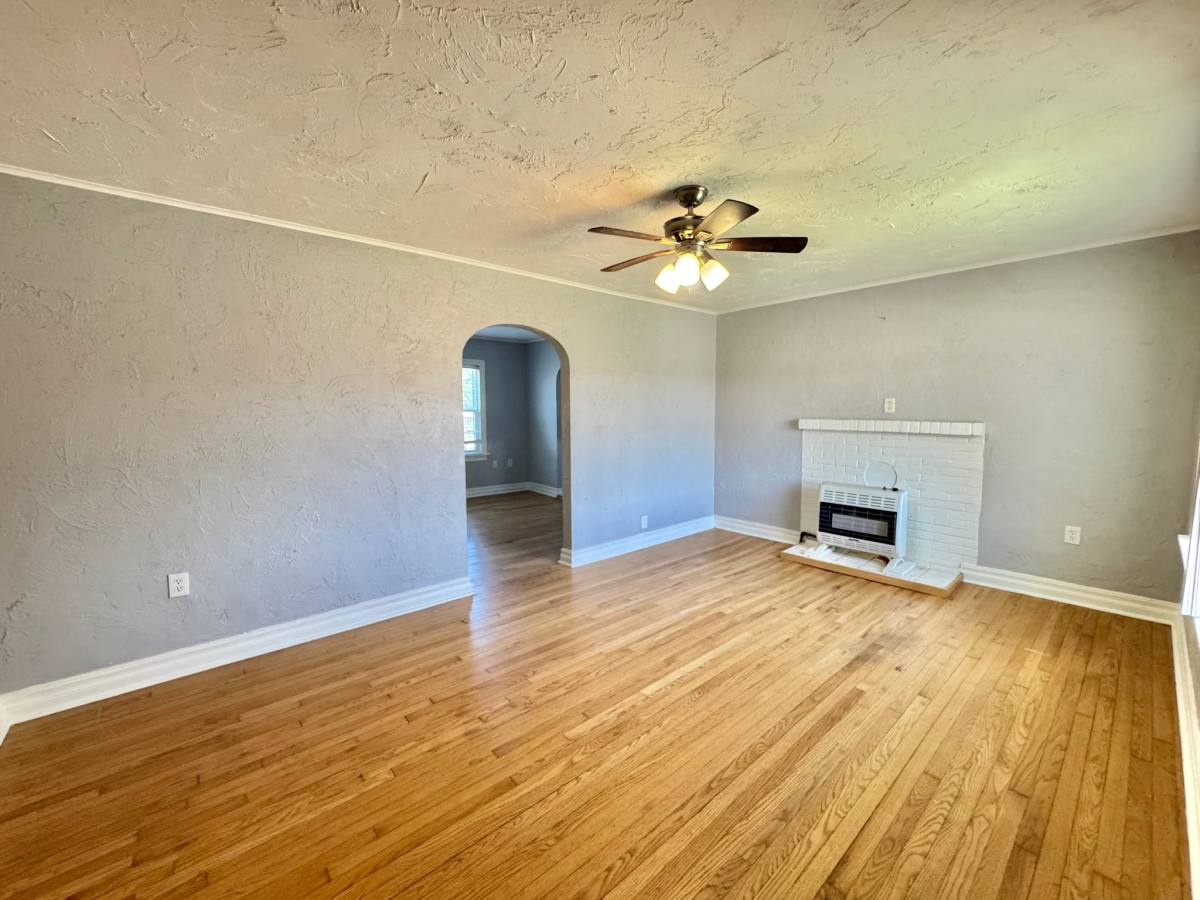 House for rent at 6005 NW 32nd St, Bethany, OK 73008