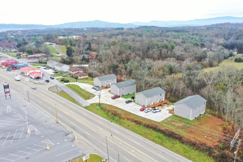 Townhouse for rent at 527 Old Knoxville Highway, Newport, TN 37821