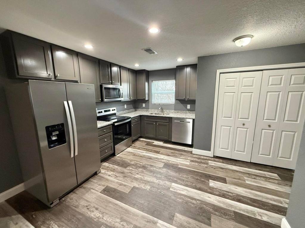 Townhouse for rent at 527 Old Knoxville Highway, Newport, TN 37821