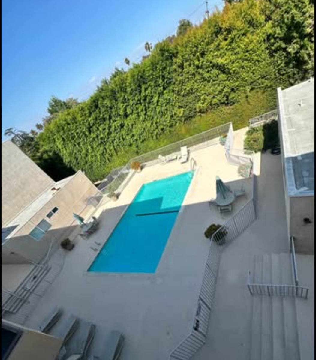 Apartment for rent at 4540 Natick #106, Sherman Oaks, CA 91403