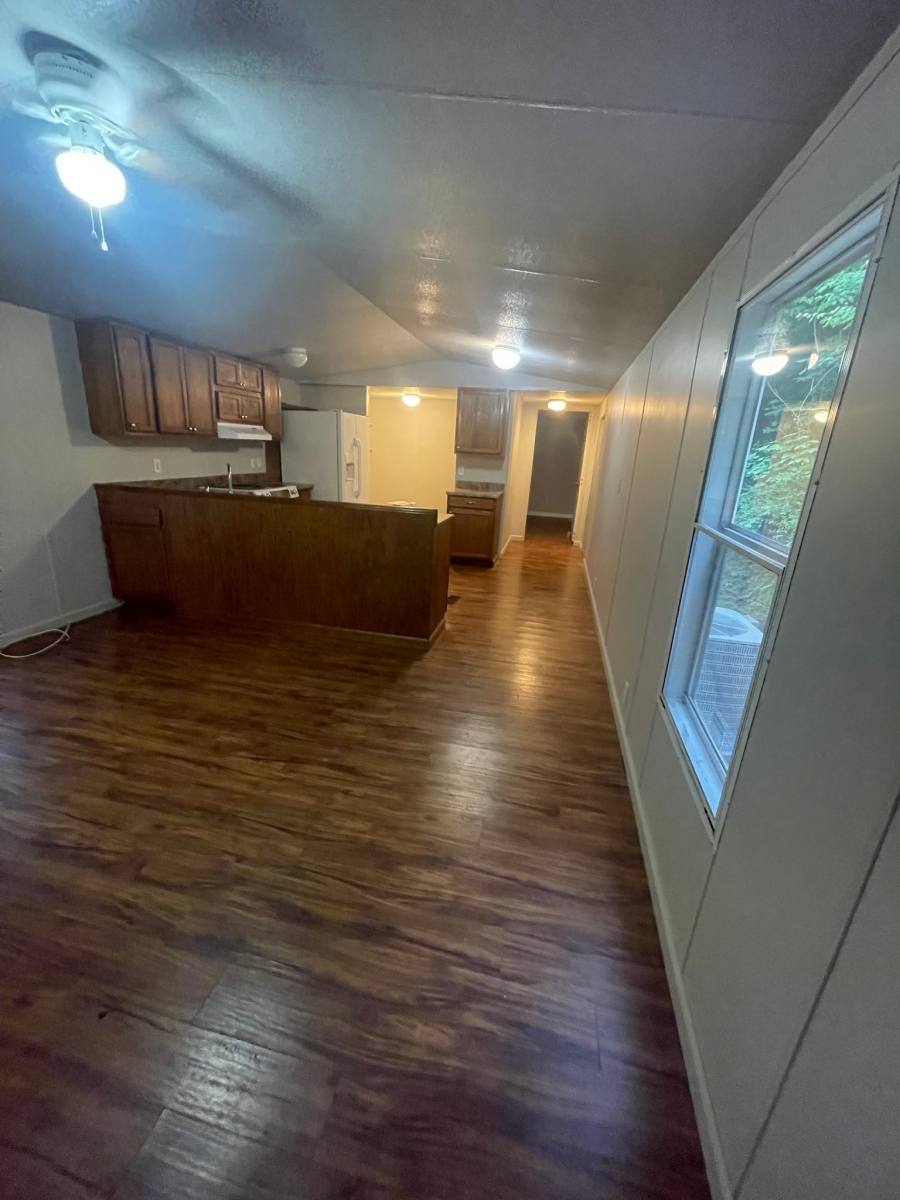 House for rent at 574 Peach Orchard Rd, Andersonville, TN 37705