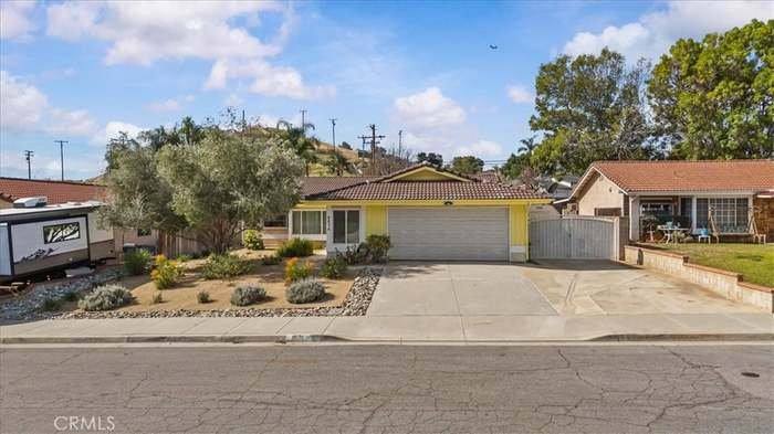 House for rent at 6676 Coloma Way, Jurupa Valley, CA 92509