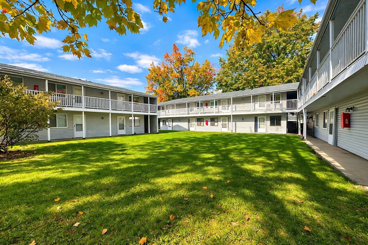 Apartment for rent at 520 Massillon #9, Akron, OH 44306