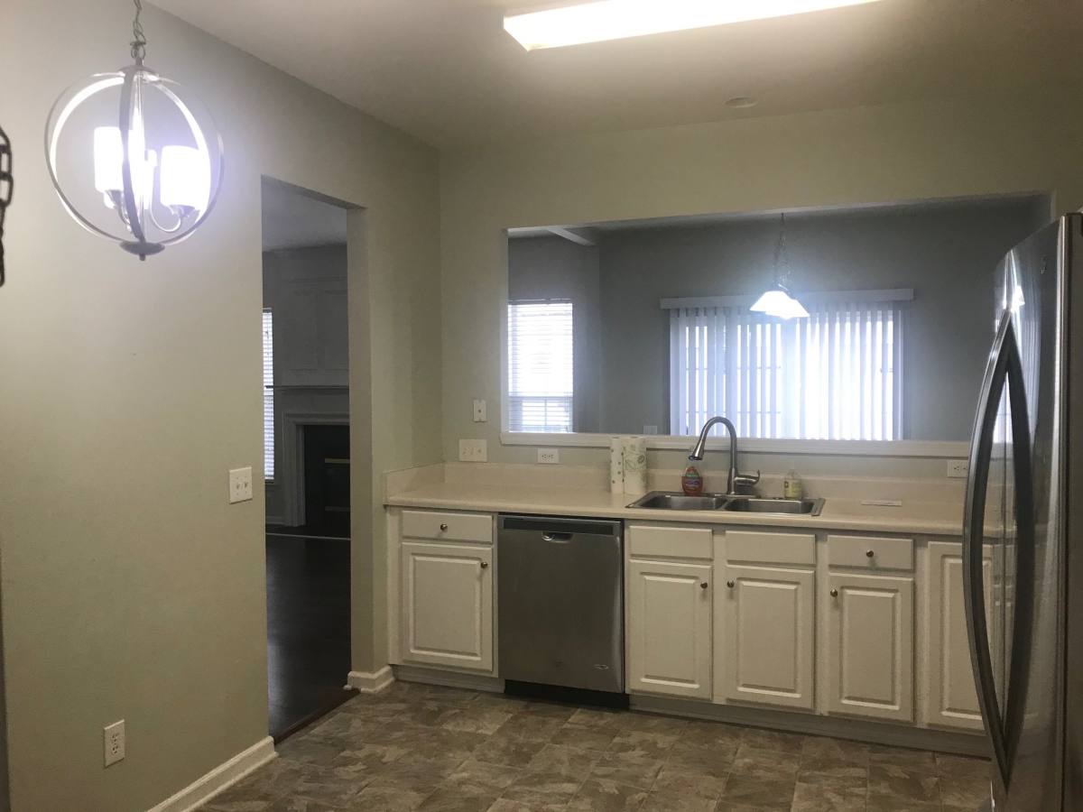 Townhouse for rent at 8829 Ormeau Dr, Charlotte, NC 28277